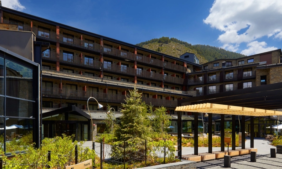 PARK PIOLETS MOUNTAIN HOTEL & SPA